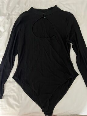 2x Forever 21 Black Ribbed Long-Sleeve Keyhole Bodysuit